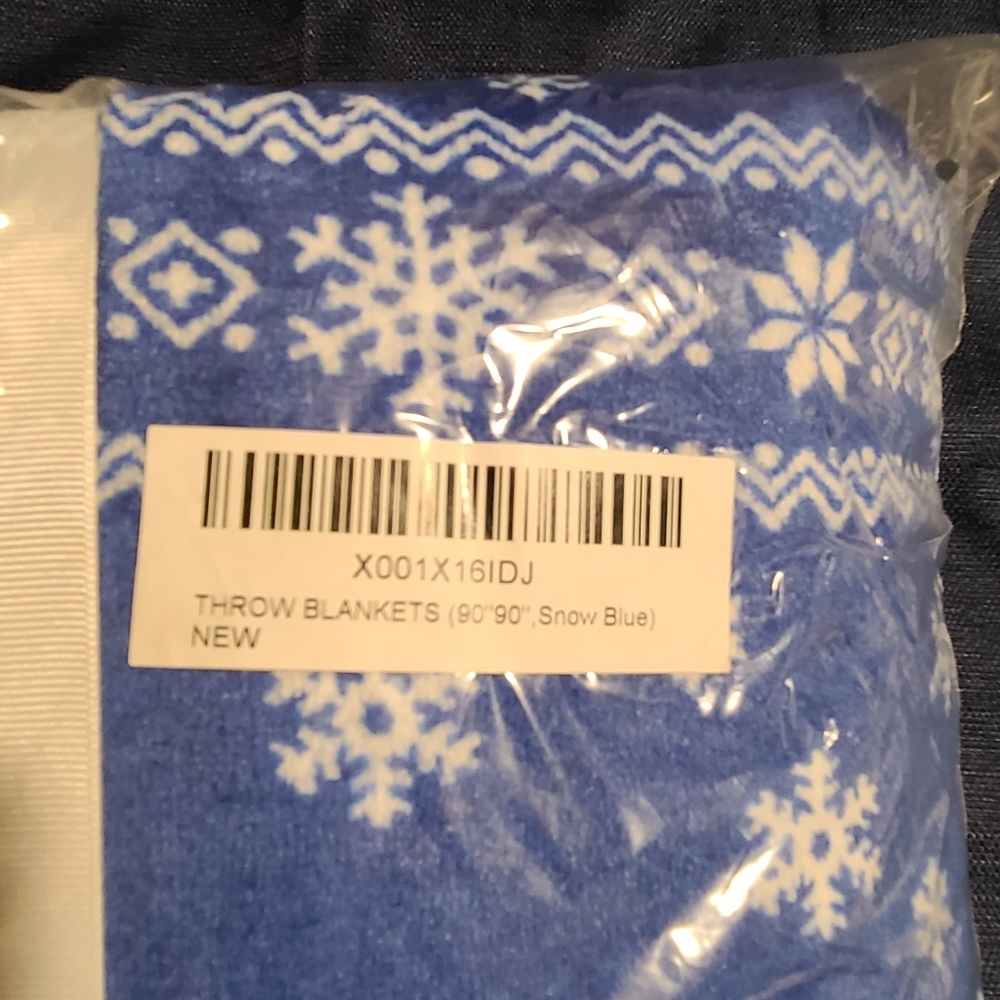 Queen snow blanket